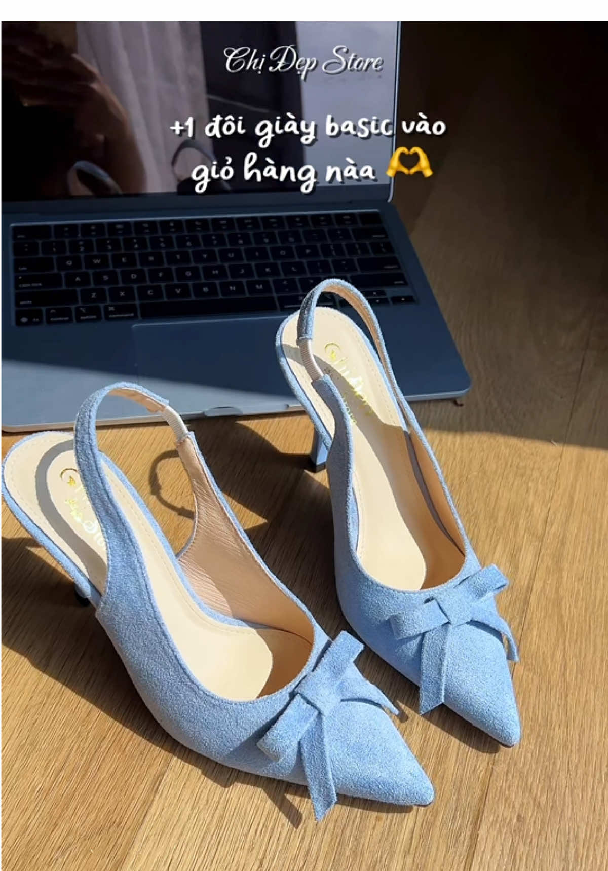 Giày cao gót mũi nhọn đính nơ tiểu thư. Gợi ý cho chị em mẫu giày cao gót cho dịp cuối năm này. Bên em có cả 1 phân, 7 phân và 9 phân ạ #giaycaogot #sandalcaogot