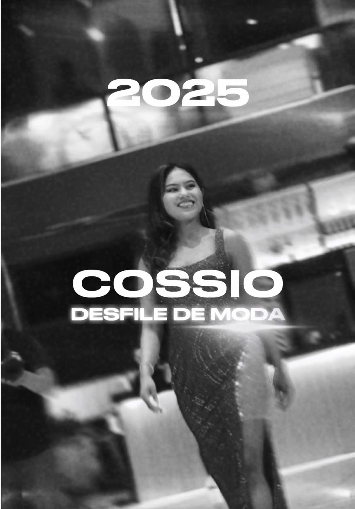 ✨ Brilho, Elegância e Poder: Os Looks do Desfile Cossio 2025! ✨ Nossas modelos arrasaram na passarela com peças que são a definição de sofisticação: muito brilho, recortes estratégicos e caimentos perfeitos. Os vestidos de gala do Desfile de Moda Cossio 2025 trouxeram a dose de impacto que amamos! Marcas Presentes  * @COSSIO   * @ABBA_ATELIÊ @Sol  costurando sonhosRestobar  #VestidosDeFesta #Cossio2025 #ModaGala #LookFesta #brilho 