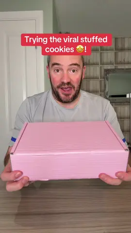 These taste incredible! #tastetest #cookies #sweettreat #sweettooth #tiktokmademebuyit 