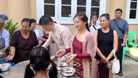 ကြည့်လို့တောင်မဝဘူးရယ်#ဝတ်မှုံရွှေရည် #viral 