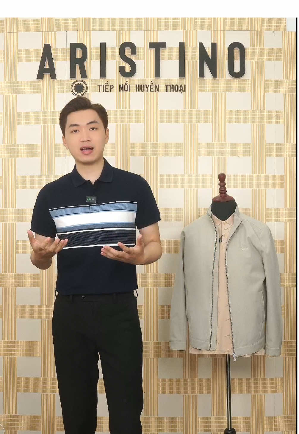 POLO ARISTINO - Chiếc áo mềm mại và thấm hút. Thiết kế hoạ tiết kẻ ngang nổi bật. #aristinoonline #aristino #tiepnoihuyenthoai #thoitrangcaocap #huyenthoaitre 