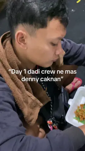 Madang sek sedurung melayani mas deni caknan nek panggung #pov #crewlife #fypage #denycaknan #ropang 
