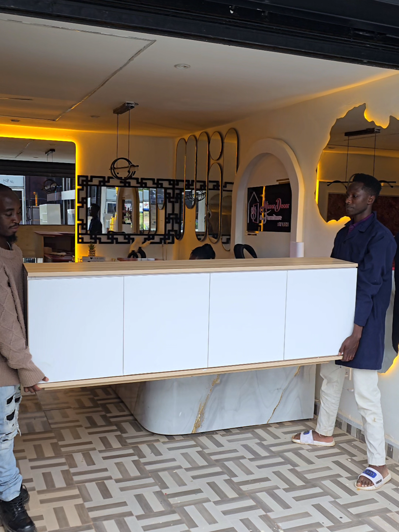 Tv stand  😍  6ft ksh16,000  payment on Delivery within Nairobi  TO order WhatsApp 0742256612