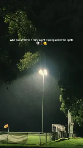 Best feeling ever ⚽️🌧️ #Soccer #football #rainynight #training #fyp 