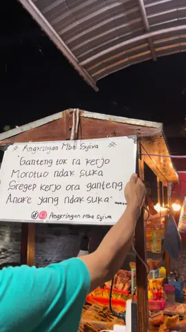 @Dope yoi dong poraaaa? Angkringan Mba Syiva lokasi Pasar Manis Purwokerto belakang Patung Bawor Buka jam 18.00-02.00, tutup setiap Minggu #angkringanmbasyiva #syivaoktavianaa #pakevbukanf 