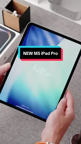 Here's the NEW iPad Pro M5 🔥 Minor spec bump here with the new M5 chip (great if you're coming from M1/M2).  Same design, same display, a bit more RAM for the base models. Would spec it in the 11