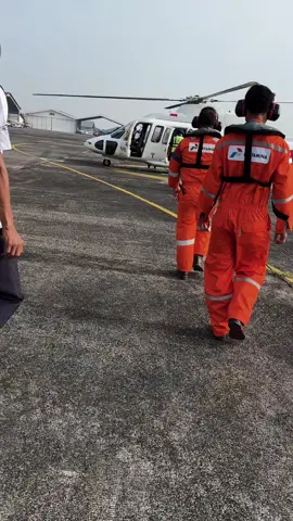 Between sky and sea 🌊#offshorejourney #offshorelife #migas #oilandgas 