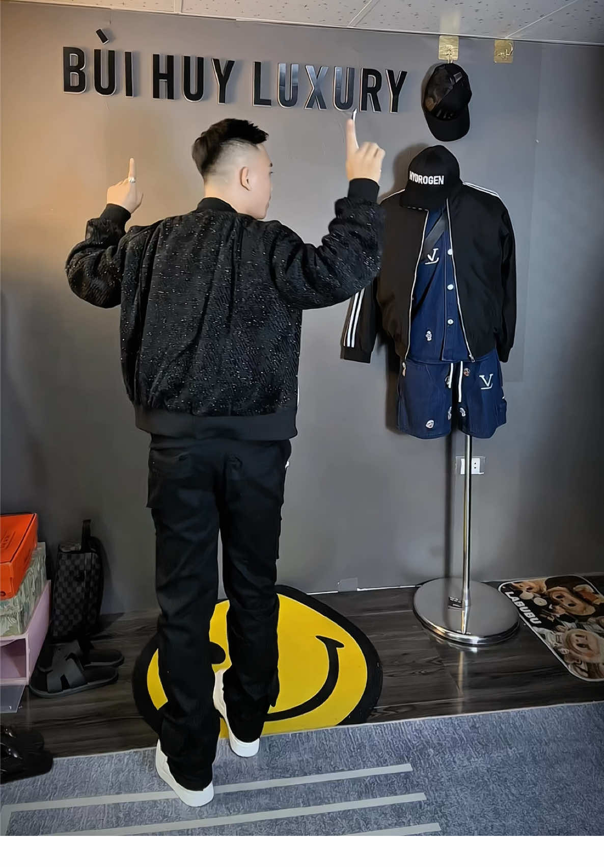 Áo khoác dạ kim tuyến cập bến 😍 #tiktok #thoitrangnam #xuhuong #boypho #muataitiktok 