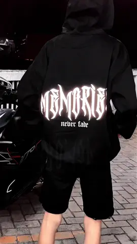 Hoodie original offline apparel “memories” @offline appareL. 