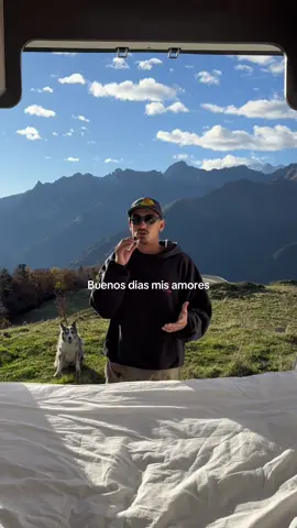 Blueberry pancakes in the Pyrenees 🏔️ 