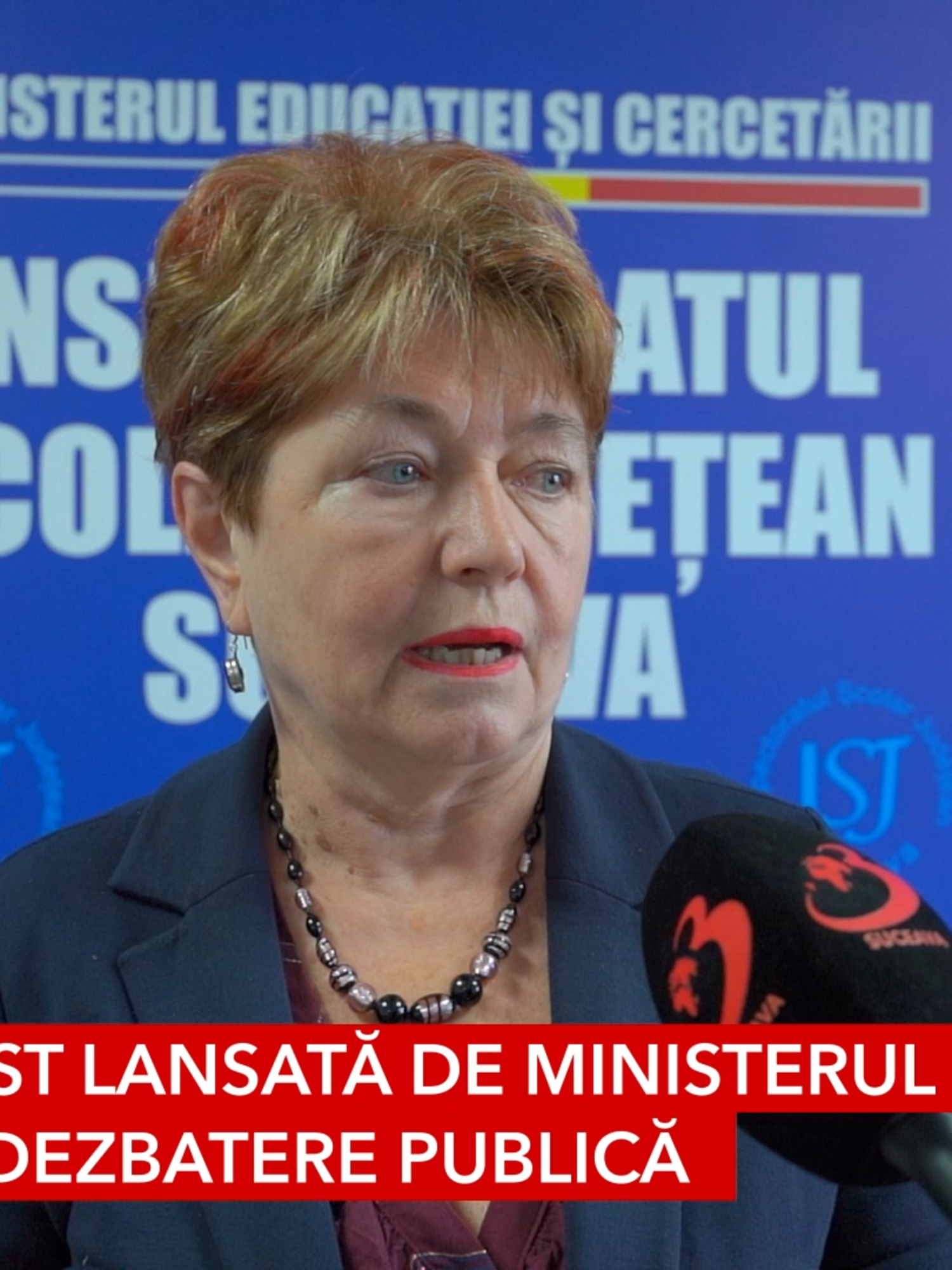 Elevii din clasele primare sunt excluși de la olimpiade și concursuri de către noul proiect de regulament-cadru, propus de Ministerul Educației. Această excludere vine după ce la începutul anului ministrul educației, Daniel David, le-a interzis participarea celor mici prin ordinul de aprobare a listelor de concursuri din 2024-2025.