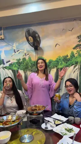 Aba hamro tihar ramailo hudai xa ❤️❤️❤️#3sisters❤❤ @Anamikabhusal #ktmmuser #foryoupage #nepalitiktok #goviral 