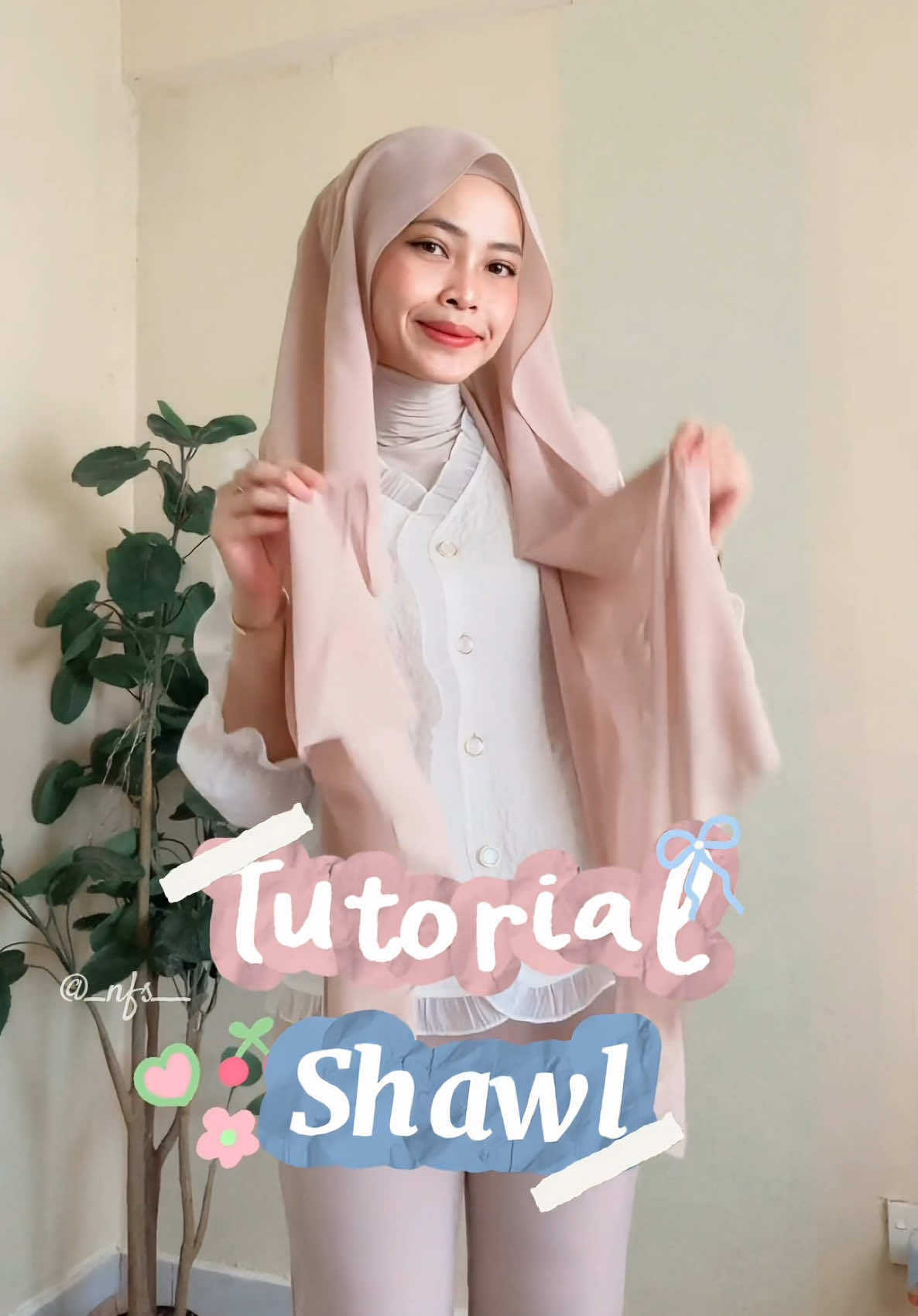 Replying to @Nellpans Salleh tuto tuds 🍓✨@sunhouselily #tutorialtudung #tutorialhijab #shawltutorial #blousemurah #blousewanita 