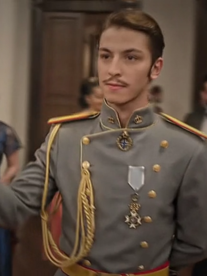 #BORANKUZUM / comeback? #vatanimsensin #leonidaspapadopoulos #🇹🇷#🇬🇷 #leonidas #hilal #hileon #miraydaner #fyp #viral #vseditzz0