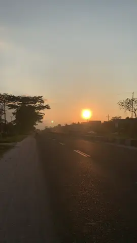 Kalian ga bosanka dengar lagu ini. #fyp #somebodyspleasure #azizhedra #sunset #foryou 