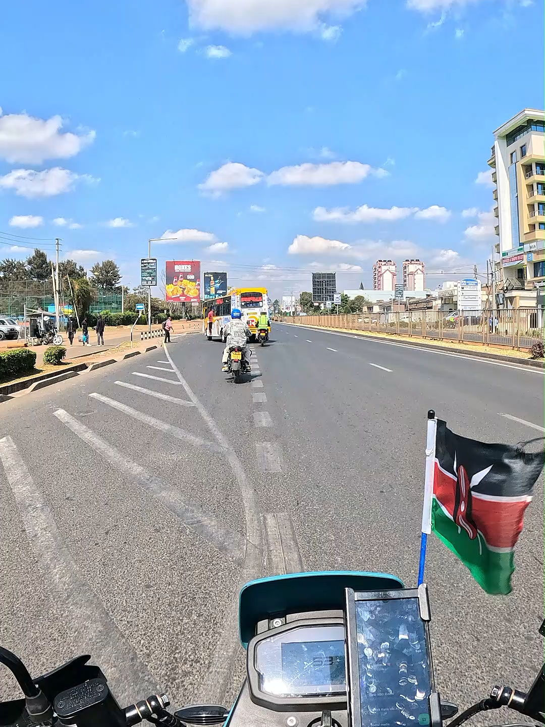 M3+ Ev Bike Review #fyppppppppppppppppppppppp  #thebikerseyeview  #EVBIKE 