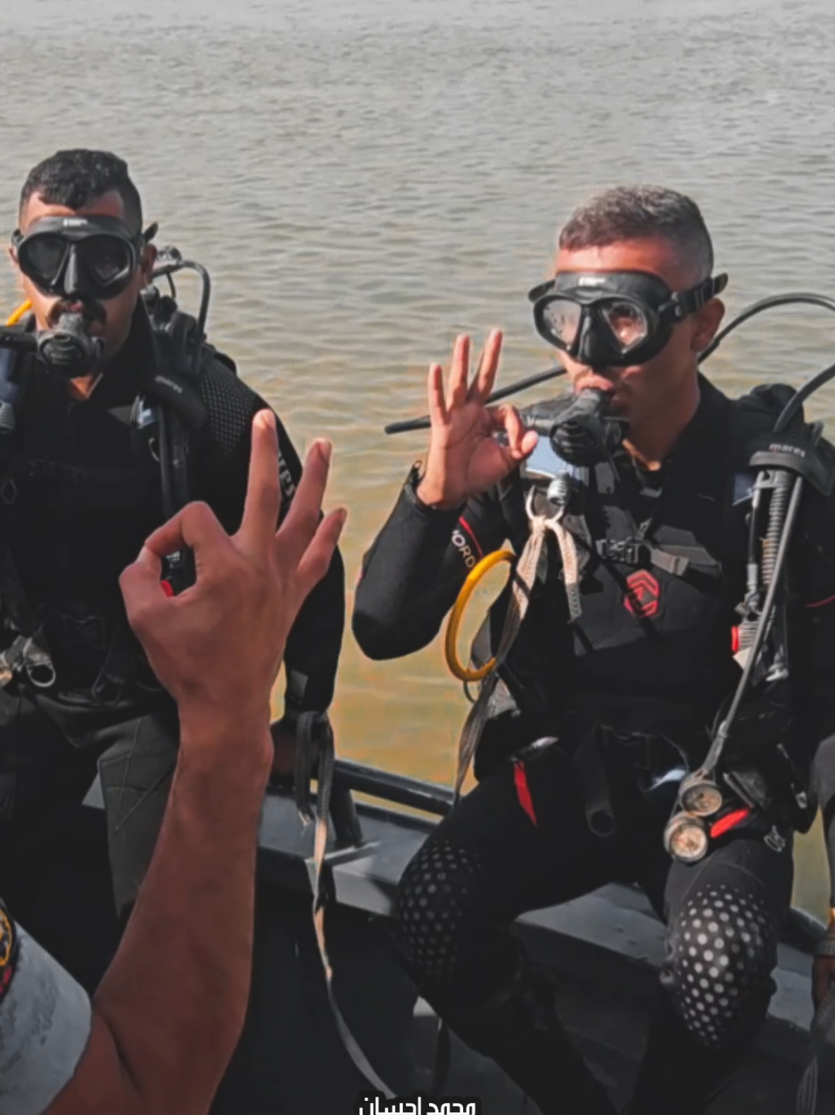 تستمر سرية الضفادع البشرية في لواء المهمات الخاصة بالبحث عن الغريق حسين الجياشي في منطقة الكريعات، لليوم الثامن على التوالي، ضمن مهمة إنسانية بإشراف ومتابعة مباشرة من القيادة. #محمد_احسان  #لواءالمهمات_الخاصة 