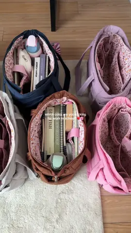 Which color are you rocking for work or school??🌸💐 #workbag #schoolbag #floraldesign #collegebag #totebag 