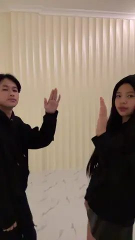 steav@𝗦𝗮𝗸 𝗟𝗲𝗲 ⭑ ស័ក្តិ លី @vorotey.lv @𝗩𝗼𝗿𝗼𝗱𝗮𝗿𝘃 @Houn Sreylin - ហូន ស្រីលីន @Lee Korngvong លី កងវង #fyp#templegroup #vorotabytempleeast2002 