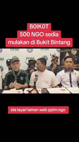 UMMAH SOKONG B0IKOT BESAR-BESARAN DIKETUAI PPIM Kuala Lumpur, Pengerusi Gerakan Pembela Ummah (UMMAH), Mohd Zai Mustafa (Cikgu Zai), menyatakan sokongan penuh terhadap gerakan b0ikot besar-besaran yang diketuai oleh Persatuan Pengguna Islam Malaysia (PPIM) bersama lebih 500 NGO bagi mempertahankan rakyat Palestin. Beliau berkata kempen ini telah memberi kesan ketara apabila beberapa premis antarabangsa di Bukit Bintang ditutup hasil tindak balas rakyat Malaysia. UMMAH turut mencadangkan kempen b0ikot terbuka di Bukit Bintang dan menggesa rakyat memperkukuh ekonomi umat Islam dengan membeli produk Muslim dan tempatan. Menurut Cikgu Zai, tindakan b0ikot hanya disasarkan kepada produk yang menyokong penindasan terhadap umat Islam, bukan semua produk luar. Sidang media diadakan di Pejabat Persatuan Pengguna Islam Malaysia PPIM dan turut dihadiri beberapa NGO lain. #ummah #ppim