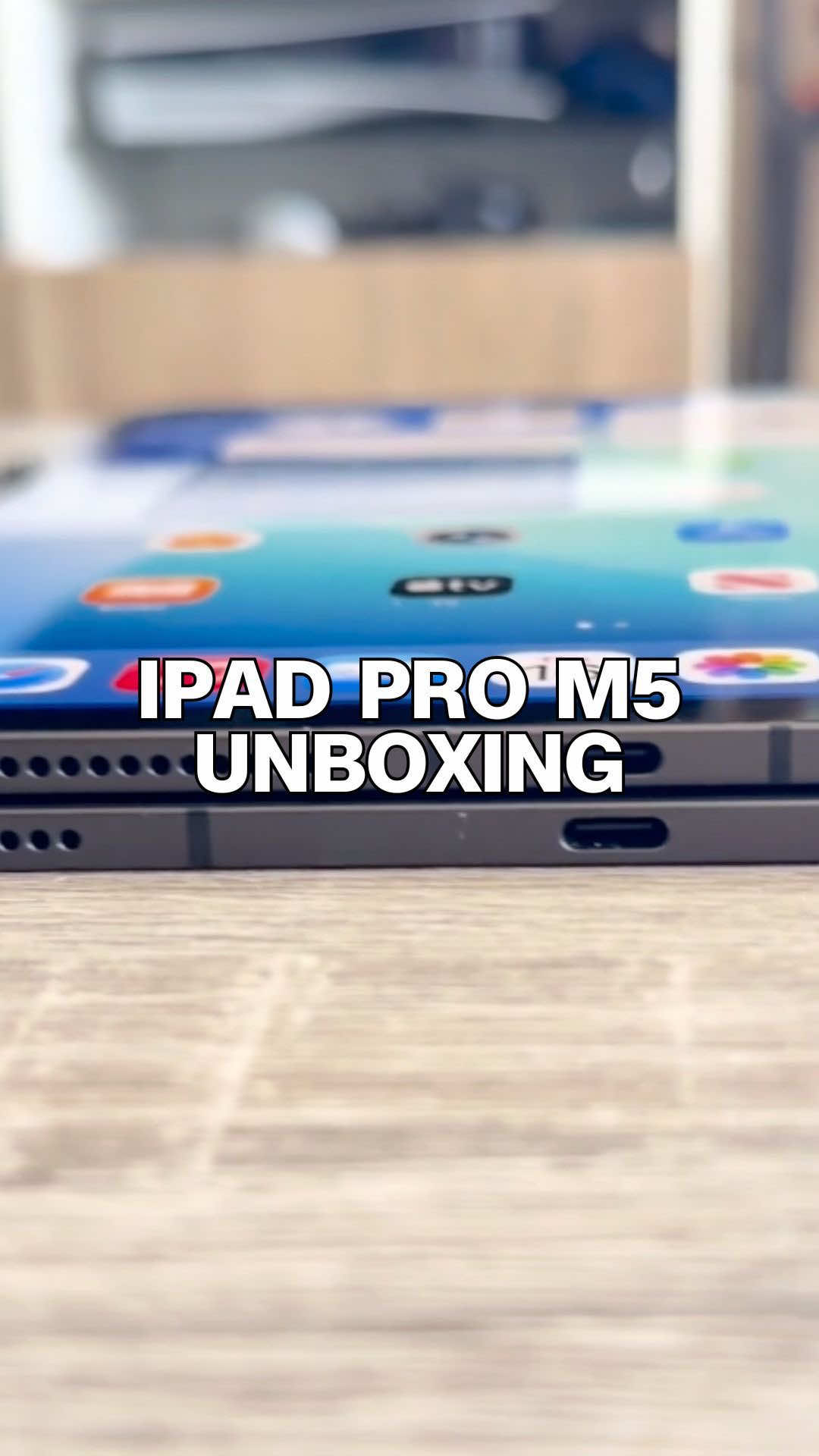 We got the all-new @apple iPad Pro M5 early, and this is everything you need to know in 15 seconds! 📱 #ipad #newtech #ipadpro #apple #learnmore 