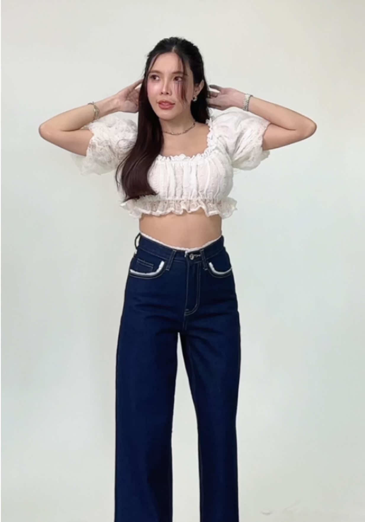 Bussaba รุ่นใหม่ น่ารักสุดๆ  🤍👖✨ #ยีนส์ #ยีนส์saran #ยีนส์พี่หมวย #กางเกงยีนส์ #saran #saranjeans #OOTD #outfitideas #grwm #ป้ายยา 