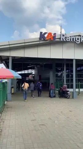 siapa nih yg pulang ke Rangkas satu tahun sekali. Senyaman kota jakarta Ttp harus pulang ke kampung halaman ya cuyy #rangkasbitungbanten 