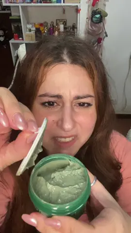 Provo la maschera di Hulk! 🤣🤣 #mascheraviso #skincarecoreana #koreanskincare #skincare #beautyroutine 