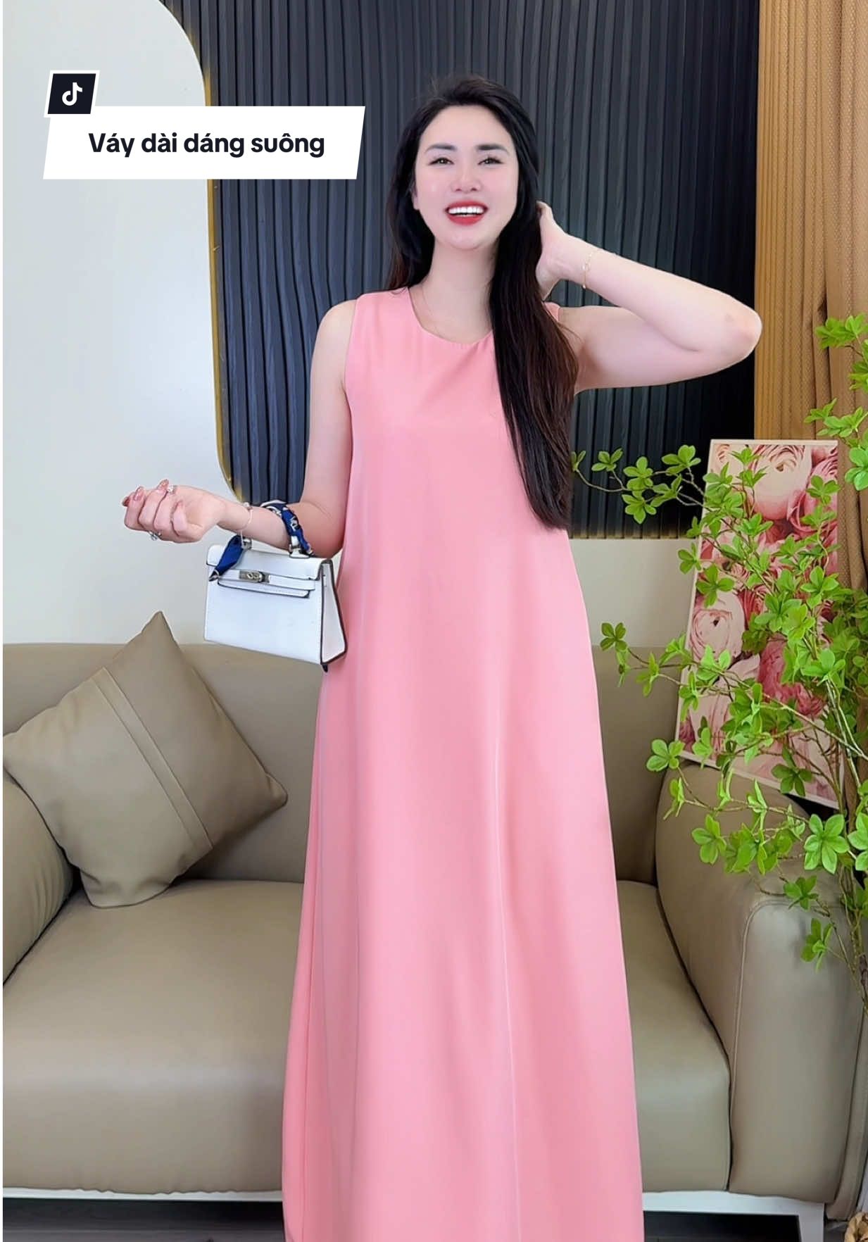 Đầm dài dáng suông che khuyết điểm cơ thể tốt #thudongxudaily #vayxinh #vaythietke #vayditiec #damxinh 
