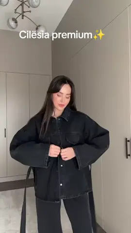 Seti xhins vjen ne masat s m l. 4000 lekë #denimset #stilkomod #goviral #OOTD 