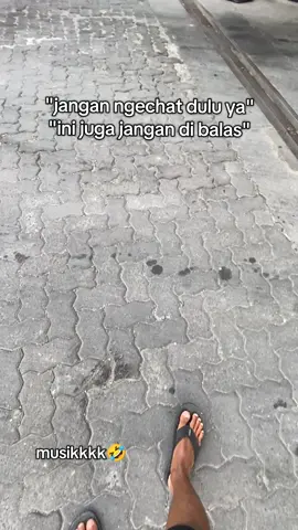 sopo sing tau ngalami 😂#fyppppppppppppppppppppppp #trukmaniaindonesia #storytruck #trukstory 