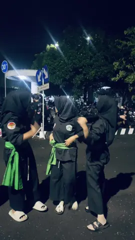 💚 #fotolive #pagarnusa86💚🔱 #pagarnusanganjuk #srikandipagarnusa #4upage 