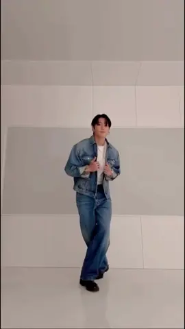 ぎゃああああ😭ジョングク〜‼️😭履くよ〜😭#jungkook #calvinkleinjungkook #ジョングク #グク #정국 