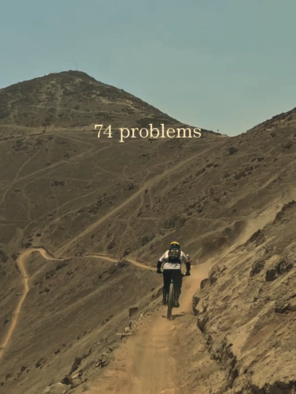 La mejor terapia 😎 . . . #downhillmtb #enduromtb #rideoride #mtb