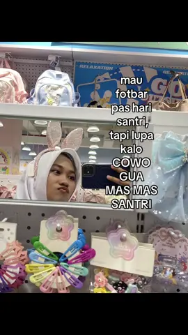 selamat hari santri massantri🤍#f#pacarananakpondok #fyp #massantri #lewatberanda 
