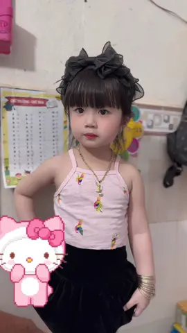 Miệng em cười chúm chím, đáng iuii thế🥰🥰❤️❤️ #thobaby #fyp #xuhuong #foryou #viral 