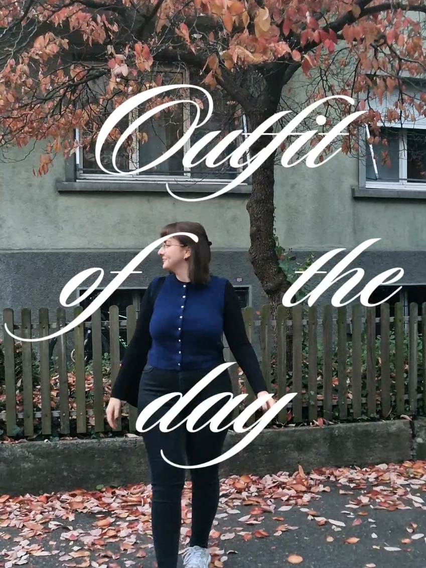 autumn fits 🍂🦋  #sisterhood #zurich #zurichstylesisters #tsüri #fitcheck 