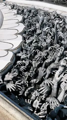 We visited Wat Rong Khun in Chiang Rai and I think it’s our favourite temple so far in Thailand! 🇹🇭 Walking across the bridge with all the hands reaching out was kinda scary but also really cool and interesting, especially when we learnt what they represent in Buddhism.  #watrongkhun #thailand🇹🇭 #thailandtravel #thailandtiktok #fyp 