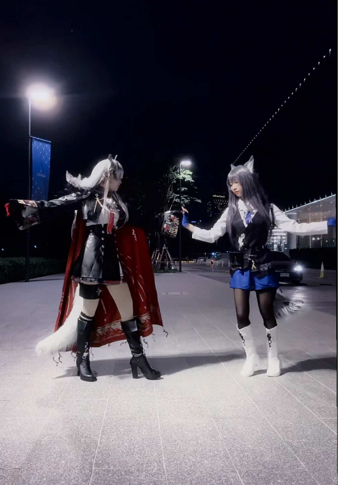 Together 🐺  Lappland-LaLuuNaa  Texas - @Tuna Plapon  #lapplandarknights #lapplandcosplay #texasarknights #arknightscosplay #arknights 