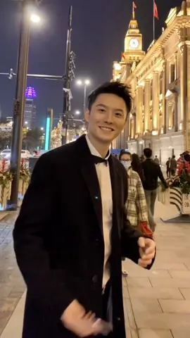 天气临近转凉，你记得保暖，我走路还带风😄#快乐很简单 #上熱門 