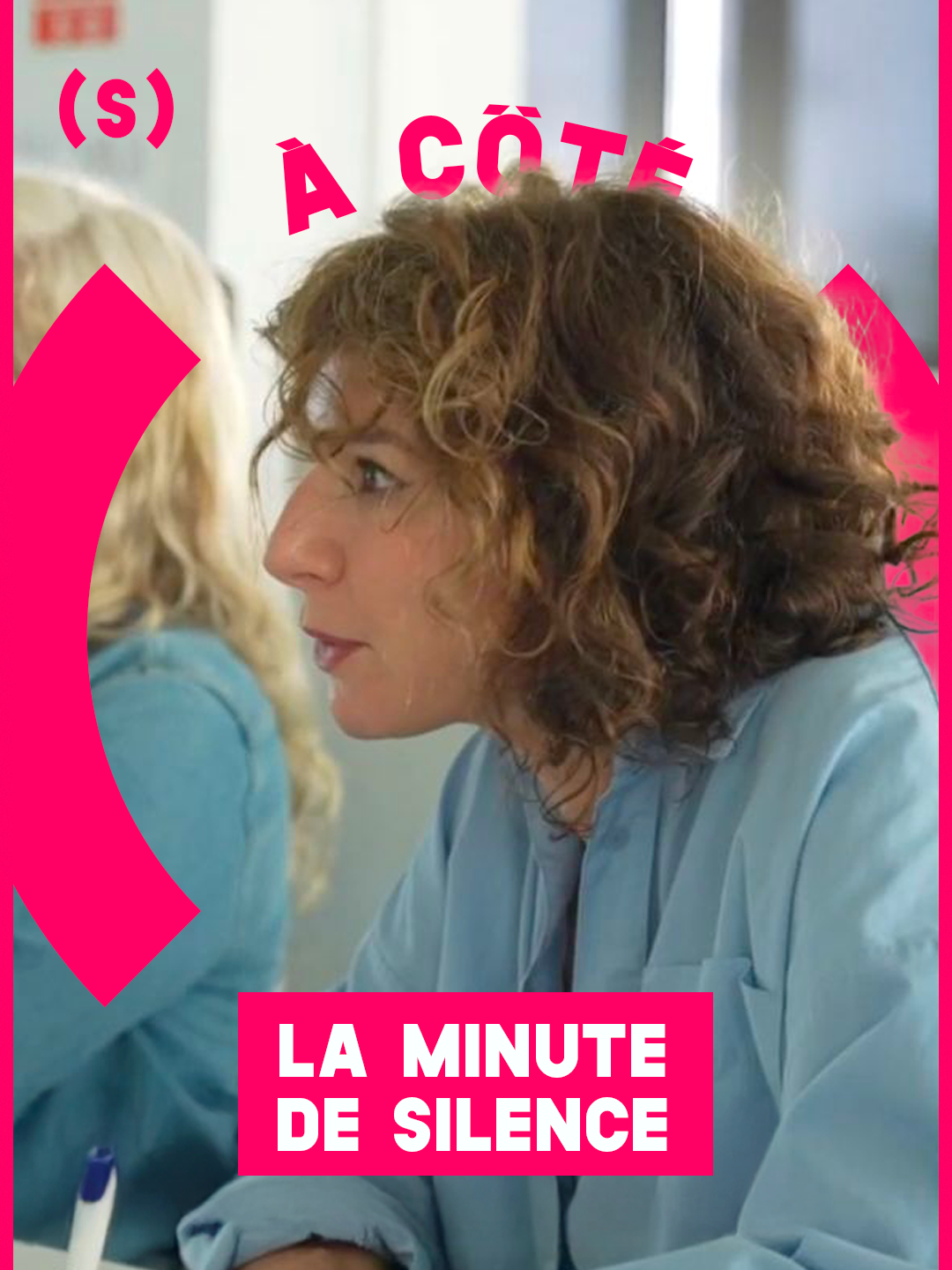 Une minute de silence pour la délicatesse d’@annedepetrini svp ! Chaque vendredi, retrouvez-là sur scène @aupointvirgule avec « À côté » ! #humour #sketch #quotidien