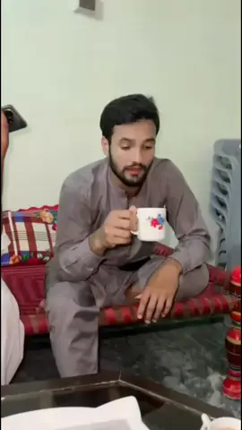 دل لگا نے کو محبت نہیں کہتے ❤ جس کے بنادل نہ لگے اسے محبت کہتے ہیں 💔