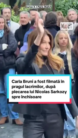 Carla Bruni a fost filmată în pragul lacrimilor, după plecarea lui Nicolas Sarkozy spre închisoare. Povestea RELAȚIEI dintre artistă și președinte #franta #bruni #sarkozy #news #gandul 