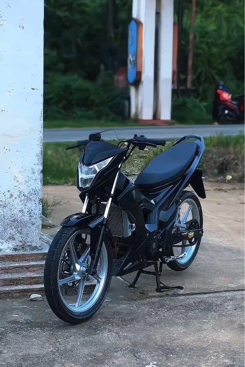 Info striping yang cocok #sonic150r #sonicmodifikasi #hondasonic #stlyekalbar #sonic 