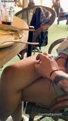 Ela tá arrepiando todinha 