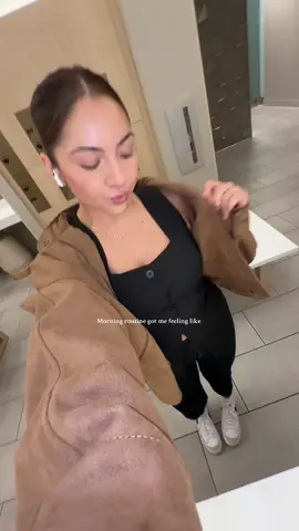 love a good morning routine  #morningroutine #latina #gymootd #fyp 
