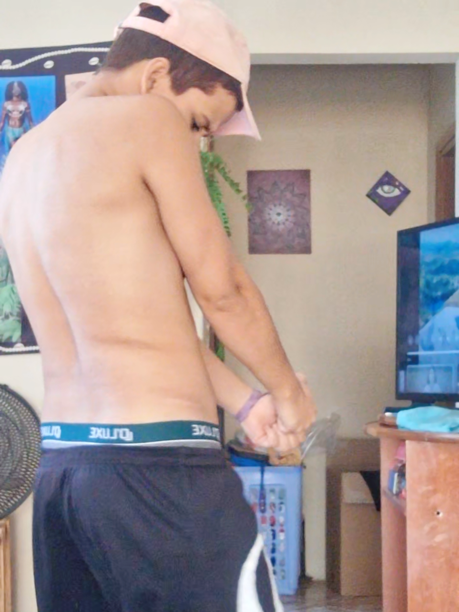 voltando aos poucos haushaus #LGBT #ftm #homemtrans🏳️‍⚧️ #explore #viral_video_tiktok 