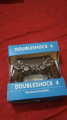 CONTROLE DUALSHOCK 4 SEM FIO! Design ergonômico e confortável Conexão sem fio estável e rápida Bateria de longa duração Gatilhos sensíveis e stick analógicos precisos Compre agora e domine seus jogos! #DualShock4 #ControleSemFio #PlayStation #Gamer (Com o link de compra no perfil ou nos comentários!) #AAALASPARATUCURRO 