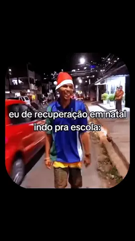 25 é natal 31 é ano novo... #recuperacao #meme #escolapublica #engracado #risada 