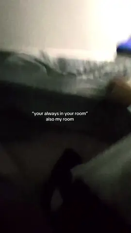 Why would i wanna leave my room? This projector was by far my best 2025 purchase 😍 #projector 